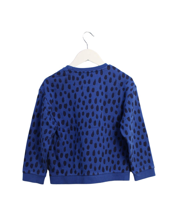 A Blue Crewneck Sweatshirts from COS in size 6T for boy. (Back View)