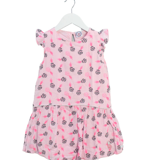 A Pink Sleeveless Dresses from La Compagnie des Petits in size 5T for girl. (Front View)
