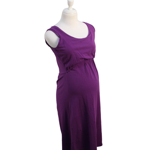 A Purple Sleeveless Dresses from Mothers en Vogue in size M for maternity. (Front View)