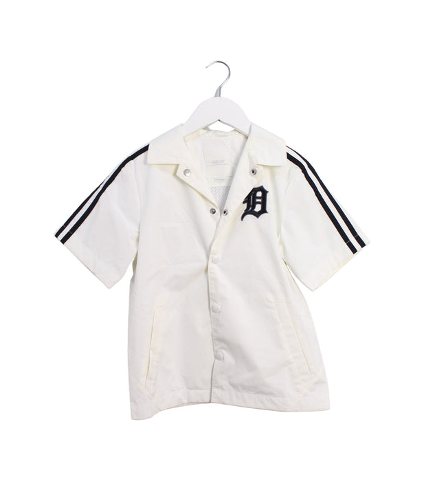 A White Short Sleeve Tops from MLB in size 7Y for boy. (Front View)