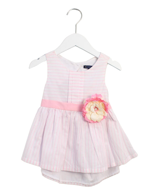 A Pink Sleeveless Dresses from Periwinkle in size 4T for girl. (Front View)