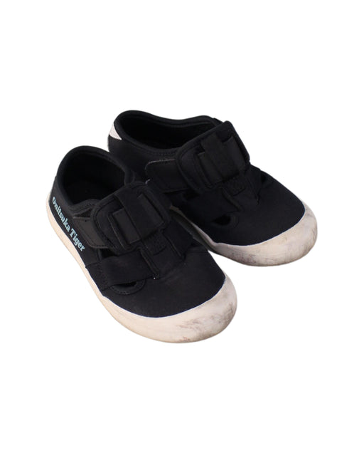 A Navy Slip Ons from Onitsuka Tiger in size 4T for boy. (Front View)