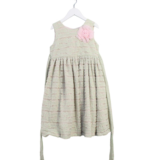 A Green Sleeveless Dresses from Pippa & Julie in size 6T for girl. (Front View)