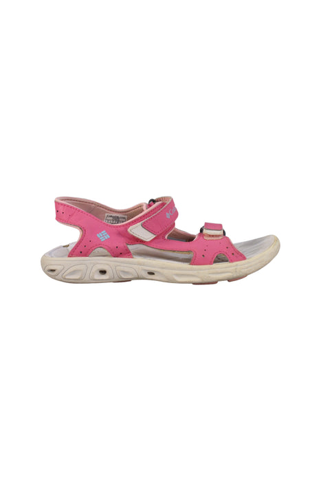 A Pink Sandals from Columbia in size 7Y for girl. (Back View)