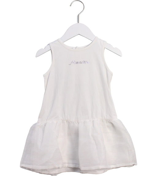 A White Sleeveless Dresses from Momonittu in size 4T for girl. (Front View)