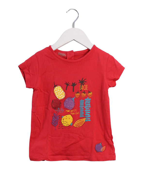 A Pink Short Sleeve T Shirts from La Compagnie des Petits in size 4T for girl. (Front View)