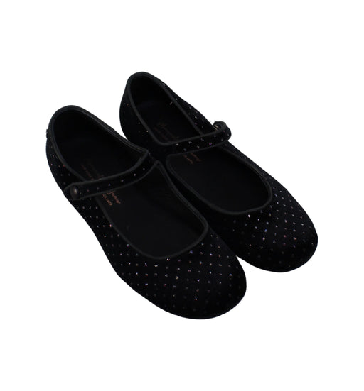 A Black Flats from Manuela de Juan in size 10Y for girl. (Front View)