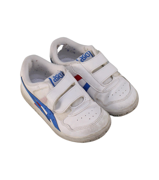 A White Sneakers from ASICS in size 4T for neutral. (Front View)