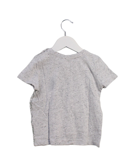 A Grey Short Sleeve T Shirts from Seed in size 2T for boy. (Back View)