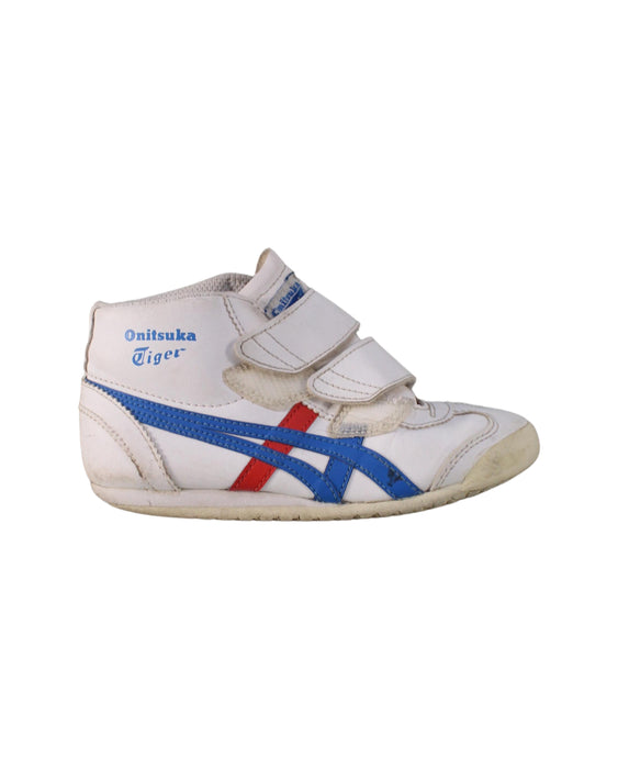 A White Sneakers from Onitsuka Tiger in size 5T for boy. (Back View)