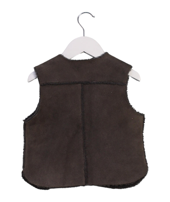 A Brown Outerwear Vests from Bonpoint in size 4T for girl. (Back View)