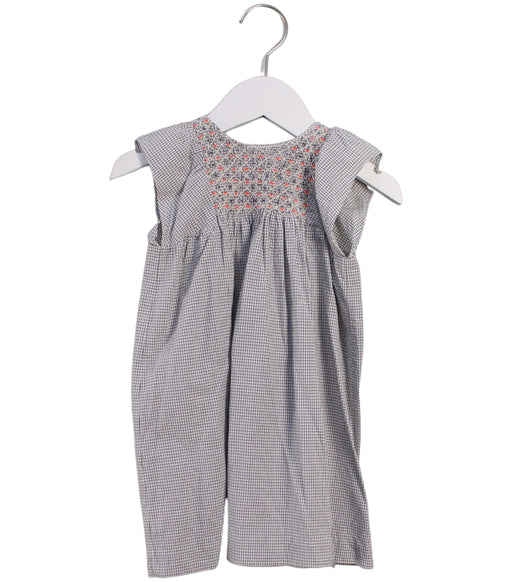 A Grey Sleeveless Dresses from Bonpoint in size 3T for girl. (Front View)
