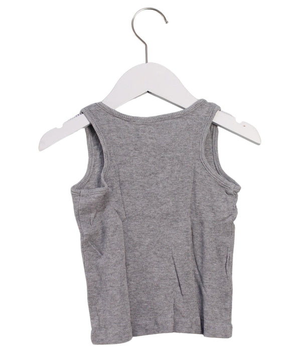 A Grey Sleeveless Tops from Bout'Chou in size 3T for girl. (Back View)