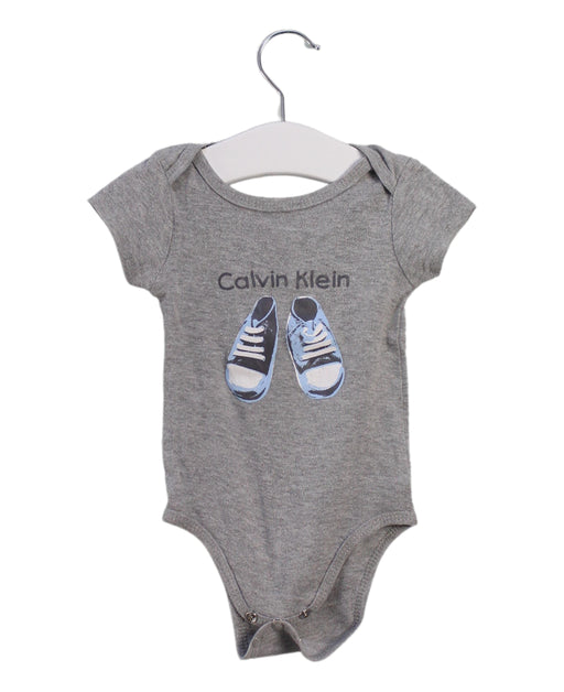 A Grey Short Sleeve Bodysuits from Calvin Klein in size 3-6M for boy. (Front View)