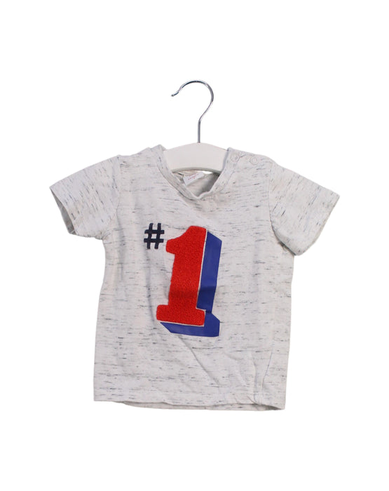 A Grey Short Sleeve T Shirts from Seed in size 6-12M for boy. (Front View)
