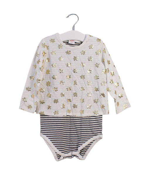 A Gold Long Sleeve Bodysuits from Seed in size 18-24M for girl. (Front View)