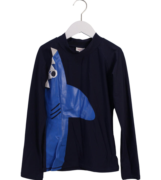 A Black Rash Guards from Seed in size 9Y for boy. (Front View)