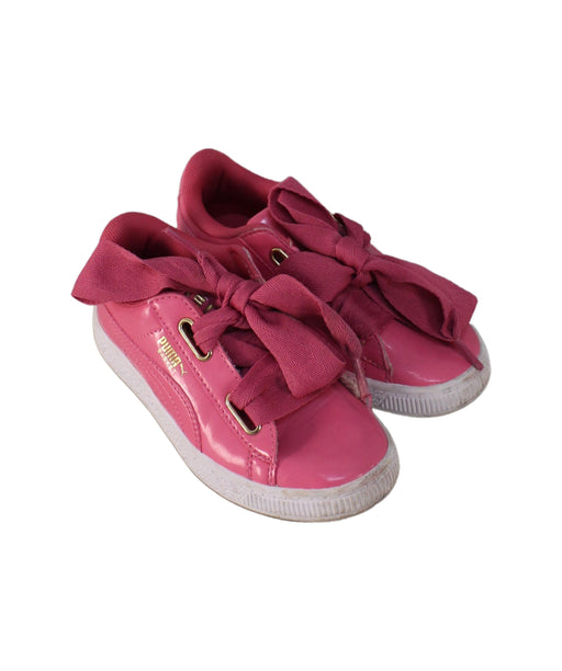 A Pink Sneakers from Puma in size 5T for girl. (Front View)