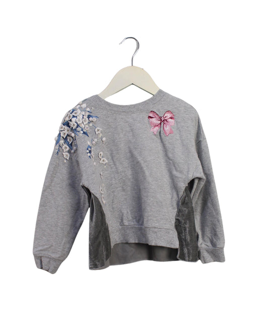 A Grey Crewneck Sweatshirts from Monnalisa in size 6T for girl. (Front View)