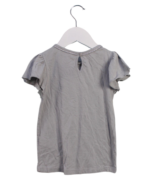 A Grey Short Sleeve Tops from Wild & Gorgeous in size 4T for girl. (Back View)