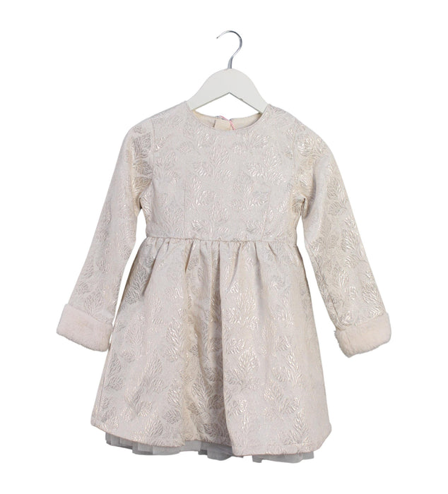 A Ivory Long Sleeve Dresses from Billieblush in size 6T for girl. (Front View)