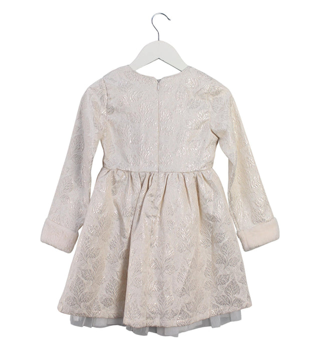 A Ivory Long Sleeve Dresses from Billieblush in size 6T for girl. (Back View)