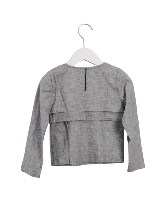 A Grey Long Sleeve Tops from Nellystella in size 4T for girl. (Back View)