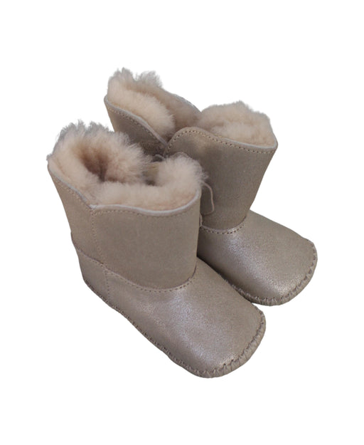 A Beige Winter Boots from UGG in size 6-12M for girl. (Front View)