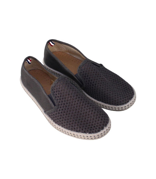 A Grey Slip Ons from Rivieras in size 7Y for boy. (Front View)