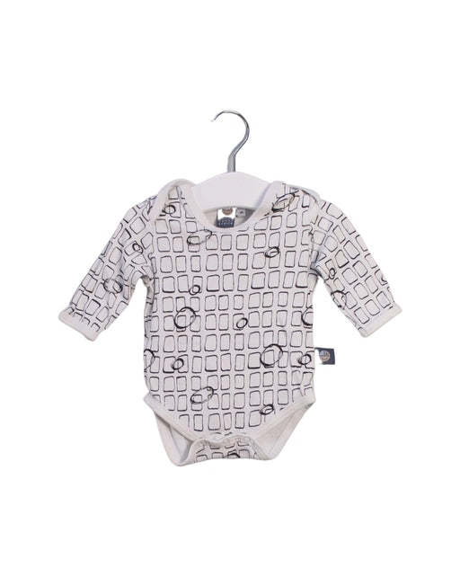 A White Long Sleeve Bodysuits from Punktchen Komma Strich in size 0-3M for neutral. (Front View)