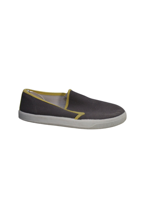 A Grey Slip Ons from Jacadi in size 6T for boy. (Back View)