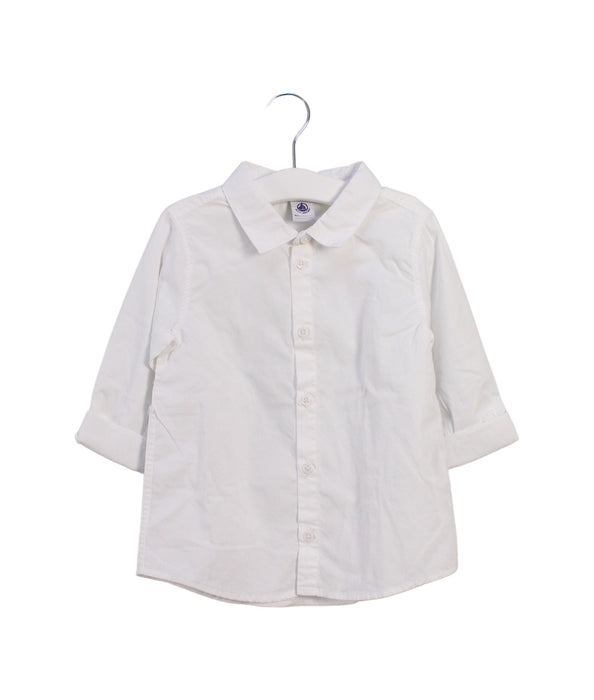 A White Shirts from Petit Bateau in size 3T for boy. (Front View)