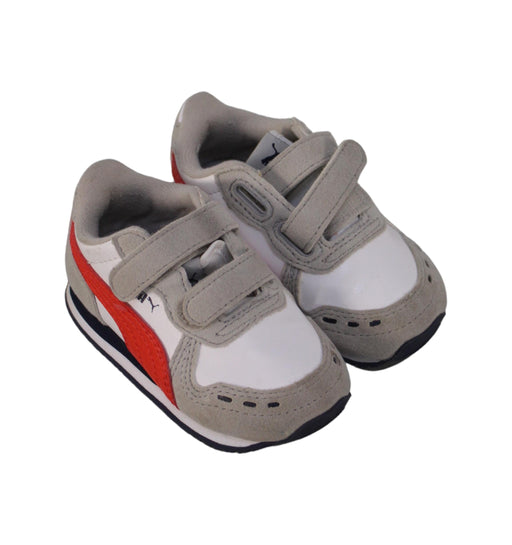 A Grey Sneakers from Puma in size 12-18M for neutral. (Front View)
