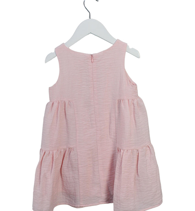 A Pink Sleeveless Dresses from Momonittu in size 4T for girl. (Back View)