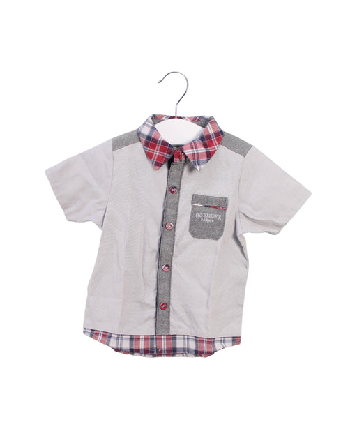 A Grey Shirts from Chickeeduck in size 12-18M for boy. (Front View)