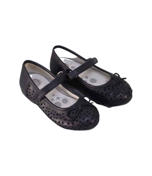 A Navy Flats from Chicco in size 3T for girl. (Front View)