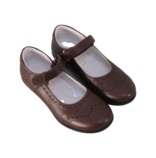 A Brown Flats from Rossano in size 6T for girl. (Front View)