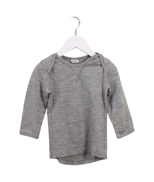A Grey Long Sleeve Tops from Nature Baby in size 6-12M for boy. (Front View)