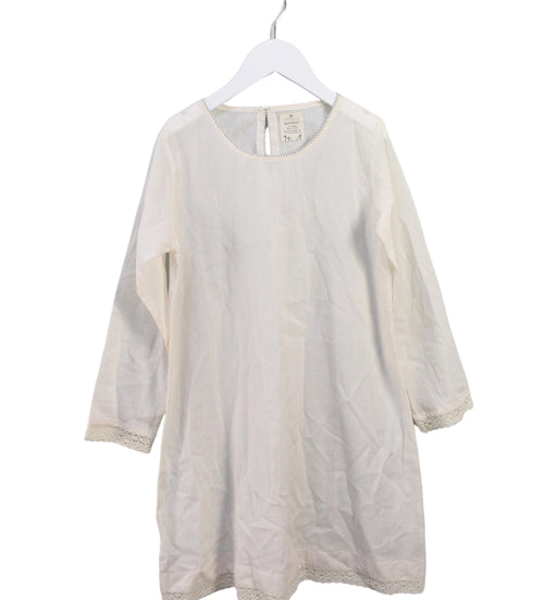 A White Long Sleeve Dresses from Good Earth in size 7Y for girl. (Front View)