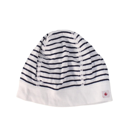 A White Beanies from Petit Bateau in size 6-12M for boy. (Front View)