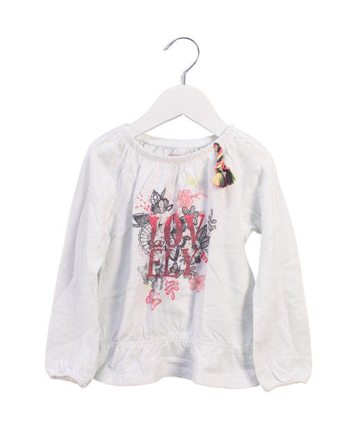A White Long Sleeve Tops from La Compagnie des Petits in size 3T for girl. (Front View)