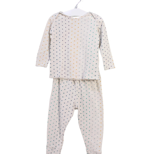 A Ivory Pyjama Sets from Bonton in size 12-18M for neutral. (Front View)