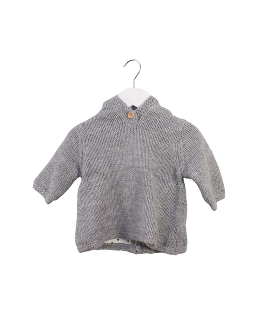 A Grey Knit Sweaters from Bonton in size 3T for neutral. (Front View)