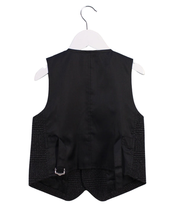 A Black Dress Up Vests from Arch & Line in size 6T for boy. (Back View)