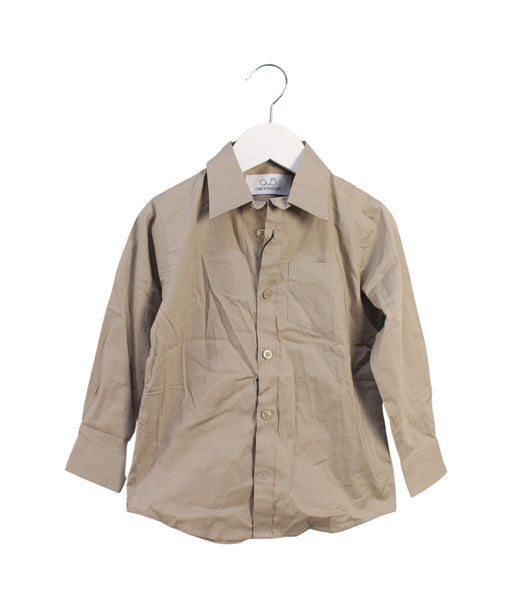 A Beige Shirts from Chickeeduck in size 4T for boy. (Front View)