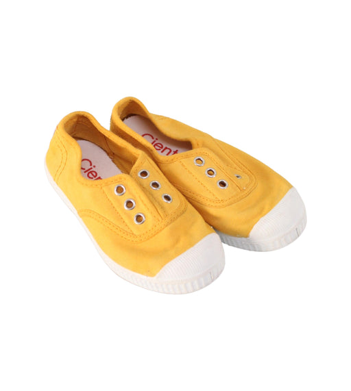 A Yellow Slip Ons from Cienta in size 4T for neutral. (Front View)