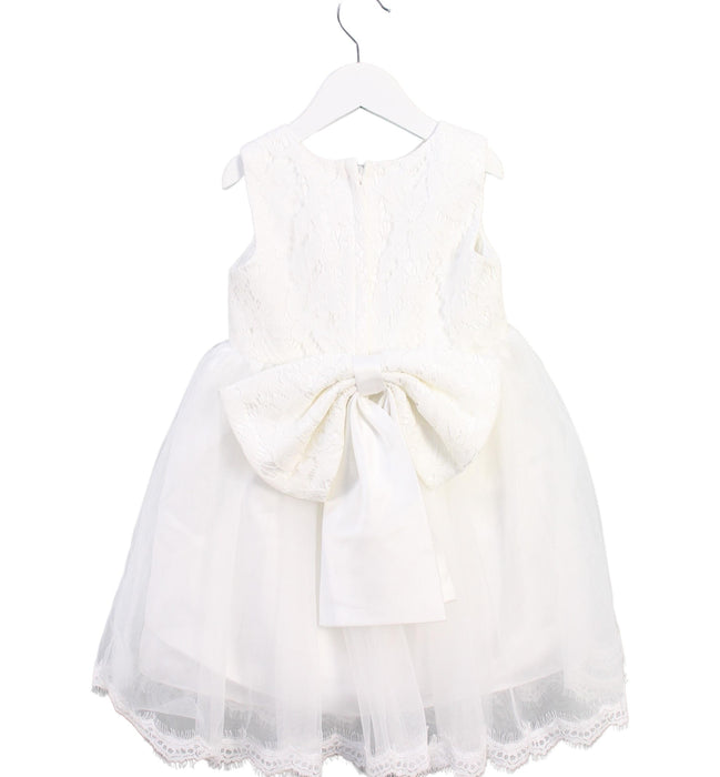 A White Sleeveless Dresses from Azazie in size 4T for girl. (Back View)