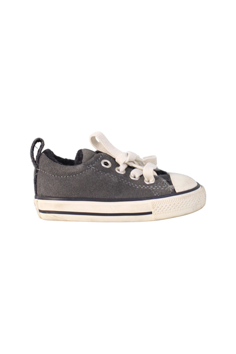 A Grey Sneakers from Converse in size 12-18M for boy. (Back View)