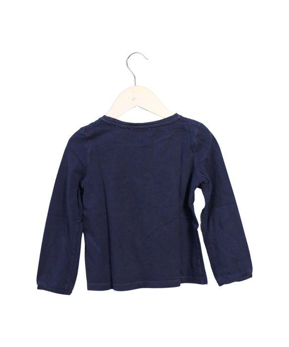 A Navy Long Sleeve Tops from Cyrillus in size 4T for girl. (Back View)