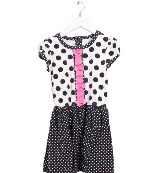 A White Short Sleeve Dresses from Rare Editions in size 6T for girl. (Front View)